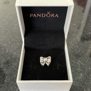 Pandora Christmas Bow